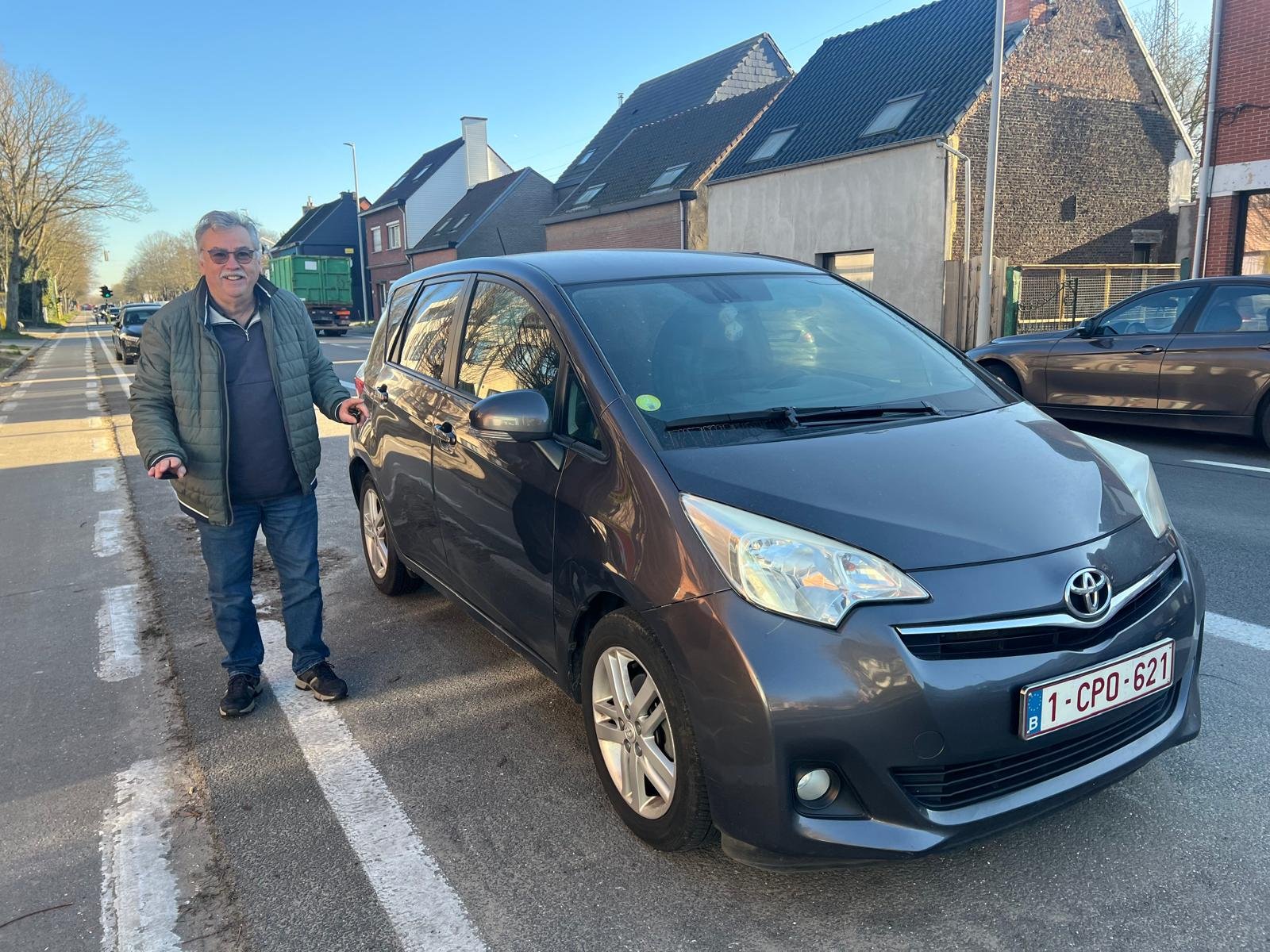 Grijze Toyota Verso uit 2013, zonder keuring verkocht aan CarSwitch in Leuven