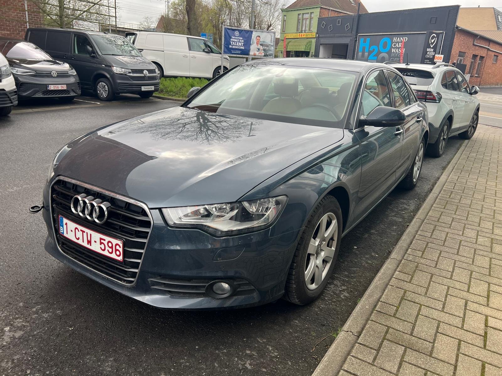 audi a6 verkopen Grijze Audi A6 uit 2014 aangekocht door CarSwitch in Berlare