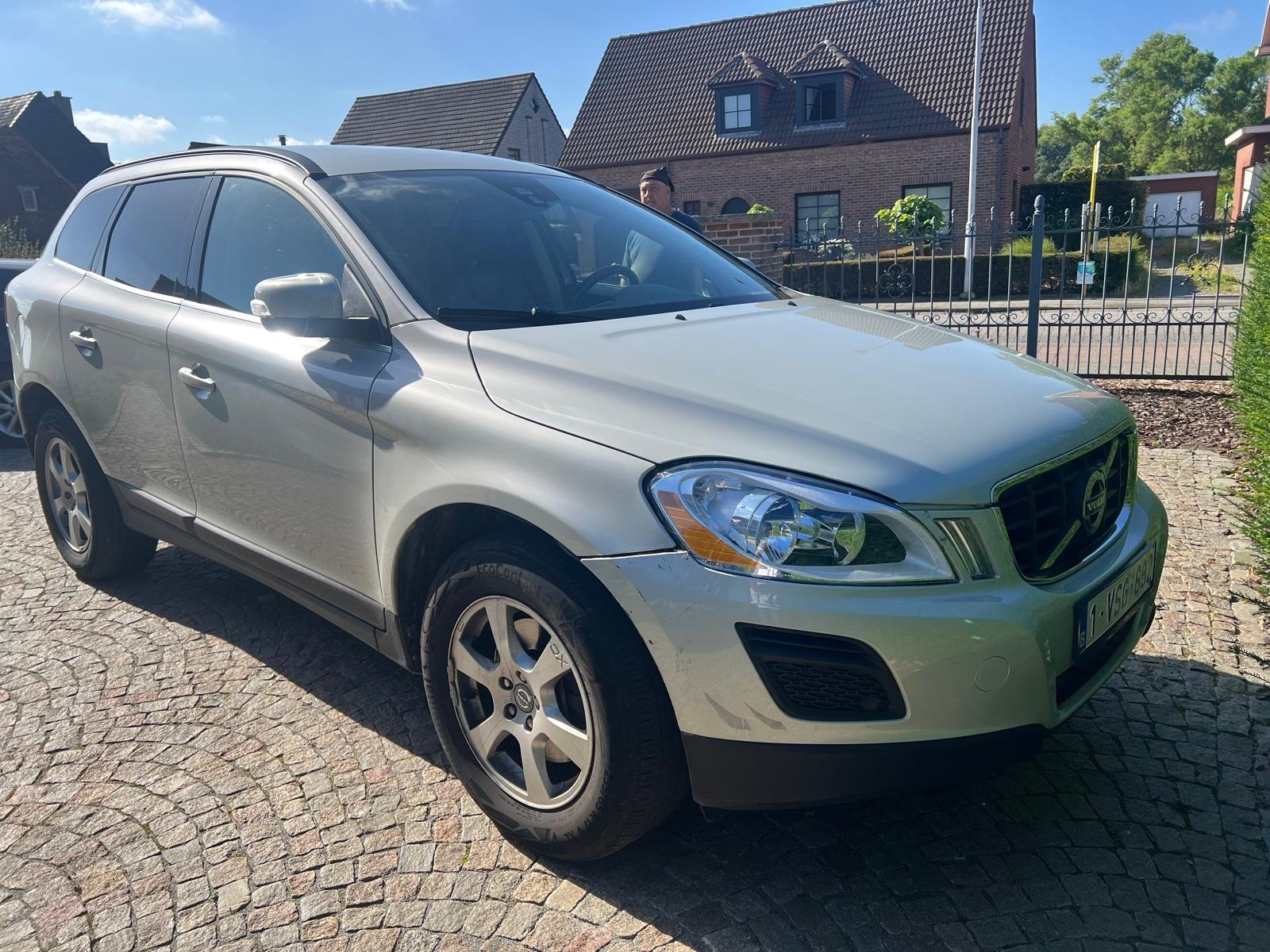 Volvo XC60 uit 2012 aangekocht door CarSwitch in Bocholt