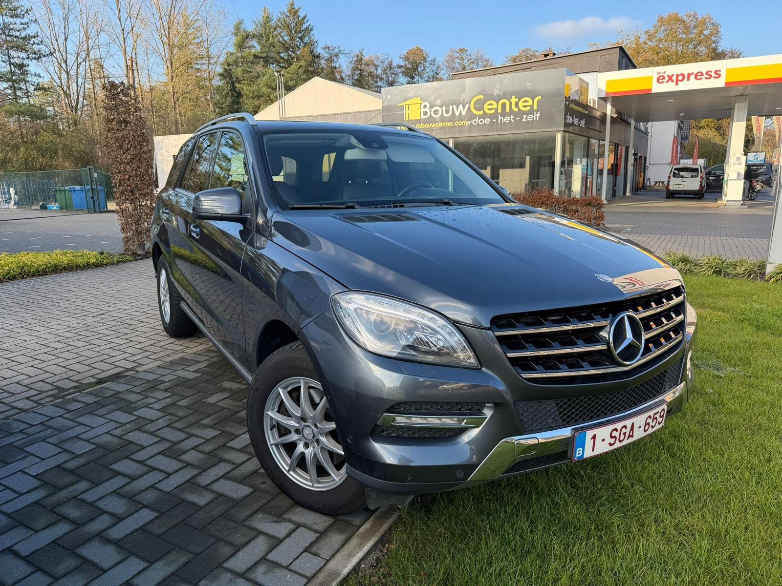 Mercedes ML 320 uit 2015 aangekocht door CarSwitch in Edegem