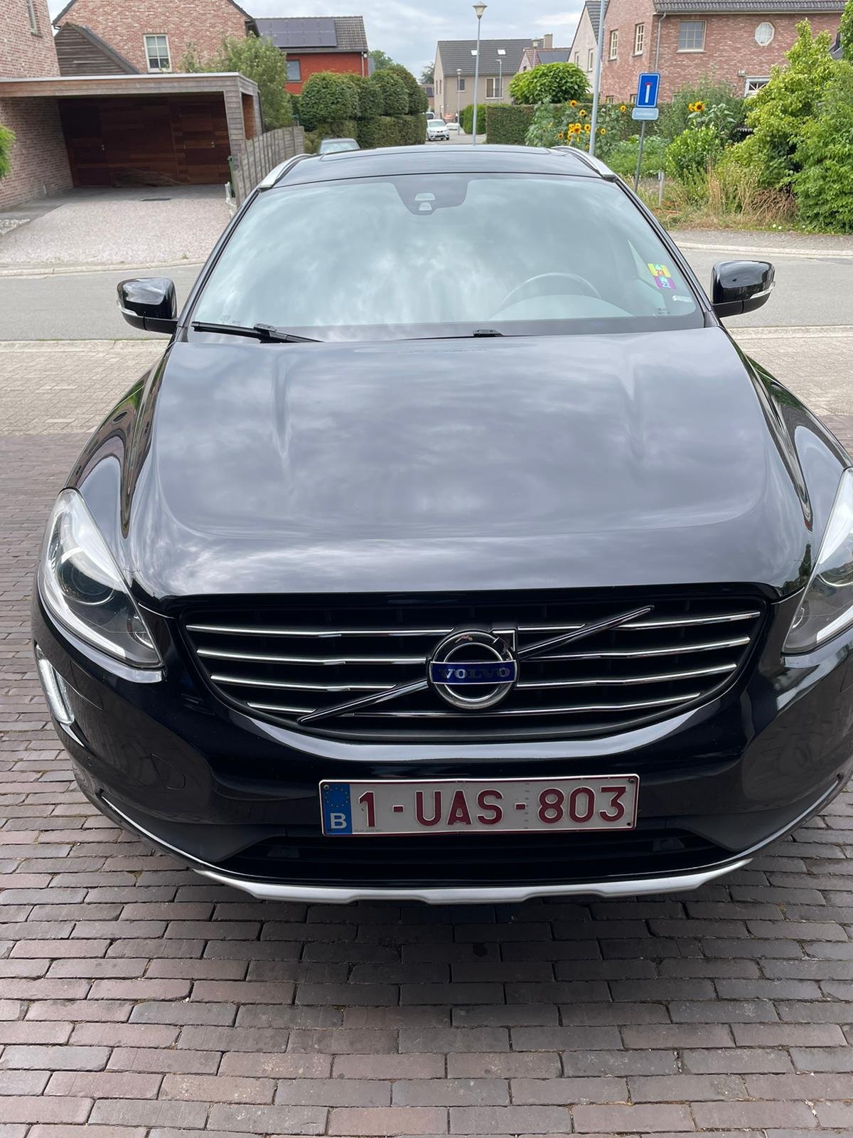 Volvo aangekocht door CarSwitch in Sint-Joost-ten-Node